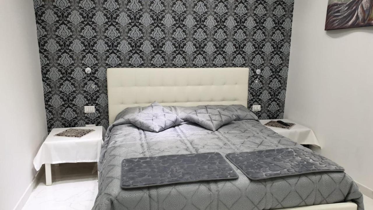 Luxury Room Al Cristo Velato Napoli Bagian luar foto